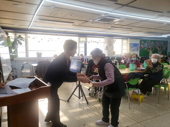 /user/l/loveroom/editor/2509/326009b36a1a2170527155031bd4db43_1756976516_5696.jpg 이미지크게보기