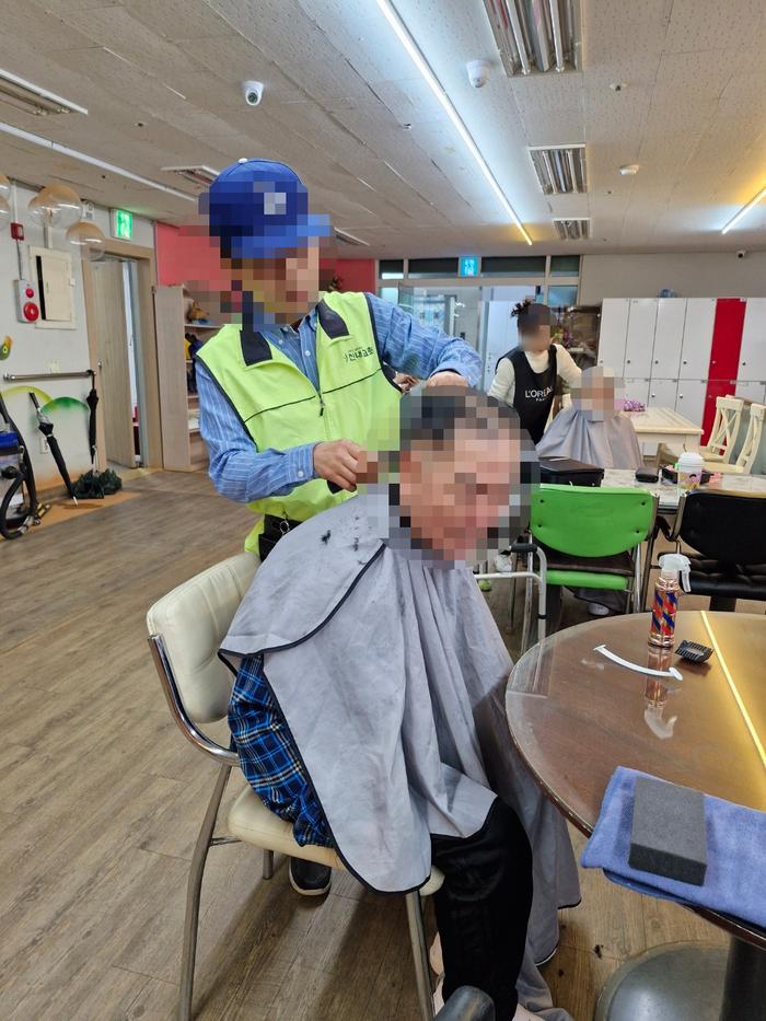 /user/l/loveroom/editor/2509/326009b36a1a2170527155031bd4db43_1756976716_6003.jpg 이미지크게보기