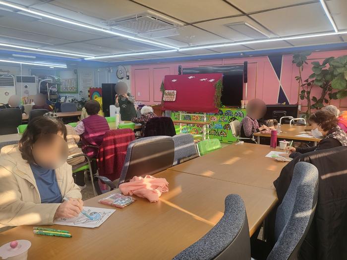 /user/l/loveroom/editor/2509/326009b36a1a2170527155031bd4db43_1756994862_0196.jpg 이미지크게보기