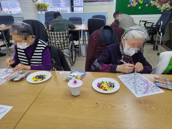 /user/l/loveroom/editor/2509/326009b36a1a2170527155031bd4db43_1756995104_5853.jpg 이미지크게보기