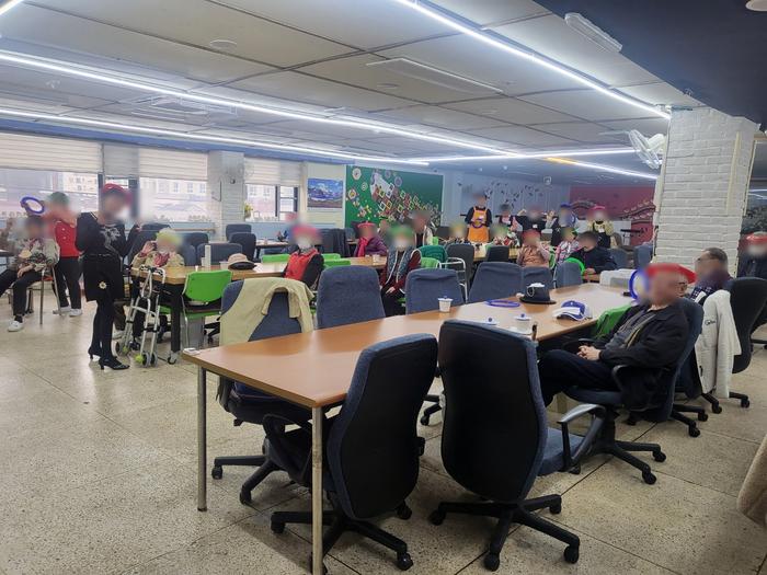 /user/l/loveroom/editor/2509/326009b36a1a2170527155031bd4db43_1756995136_4606.jpg 이미지크게보기